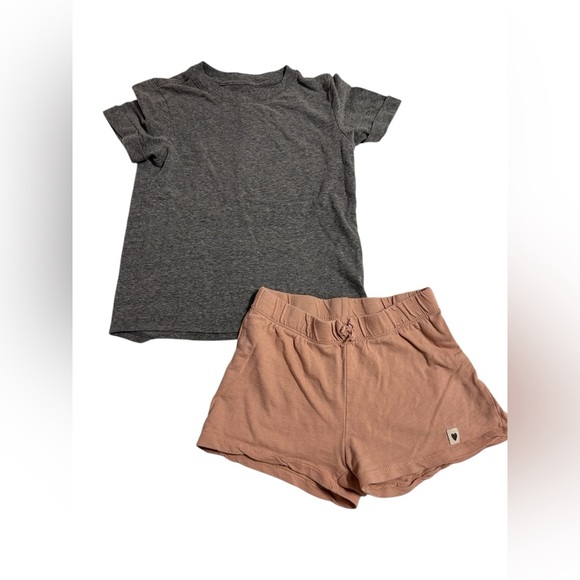 H&M Peach Shorts with Gray Accent - Picture 1 of 7